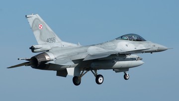 "Piloci F-16 zaopiekowali się Rosjaninem". Wojsko potwierdza incydent lotniczy