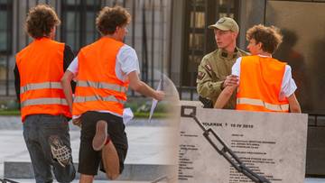 Ostatnie Pokolenie próbowało wtargnąć na teren Pałacu Prezydenckiego. Aktywiści zatrzymani przez SOP