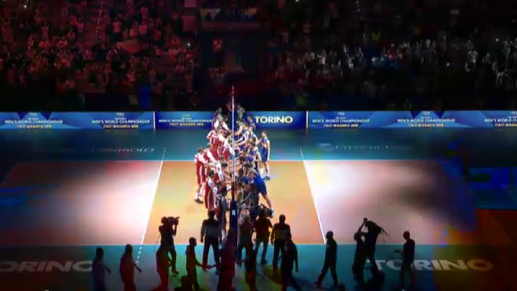 Efektowne powitanie drużyn przed meczem Polska – Włochy