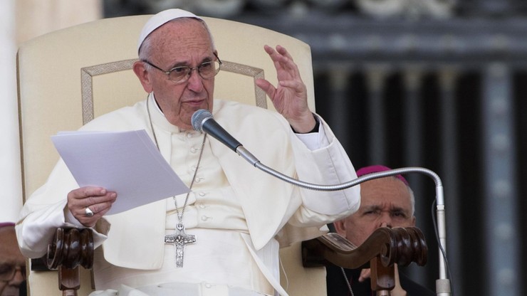 Papież: dziennikarze są fundamentem wolności i pluralizmu społeczeństwa