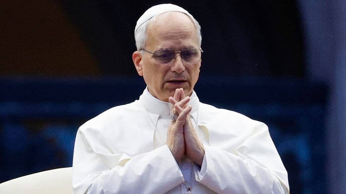 "Częściowa kontynuacja linii Franciszka". Media o pierwszym miesiącu papieża Leona XIV
