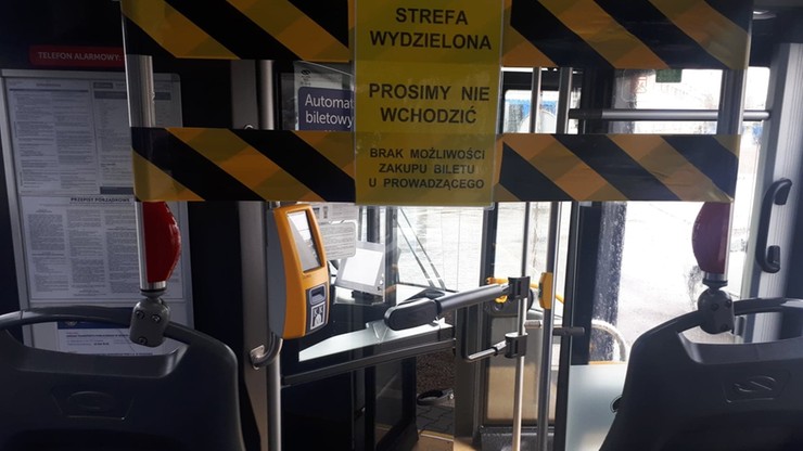 W autobusach i tramwajach zostaną wydzielone specjalne strefy