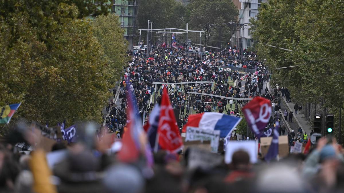 Gorąco we Francji, zmobilizowano tysiące mundurowych. Pierwsze zatrzymania