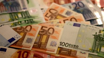 Poznań: Trzech cudzoziemców próbowało wypłacić z banku 40 mln euro