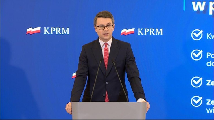 Polski Ład i obniżone pensje. Rzecznik rządu przeprasza i obiecuje wyrównanie pensji