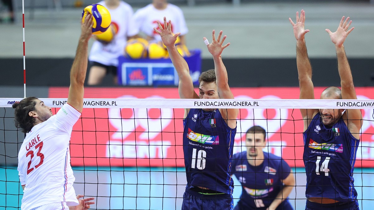 Les champions du monde de volleyball ont battu les champions olympiques !  Le deuxième départ du Mémorial Wagner est derrière