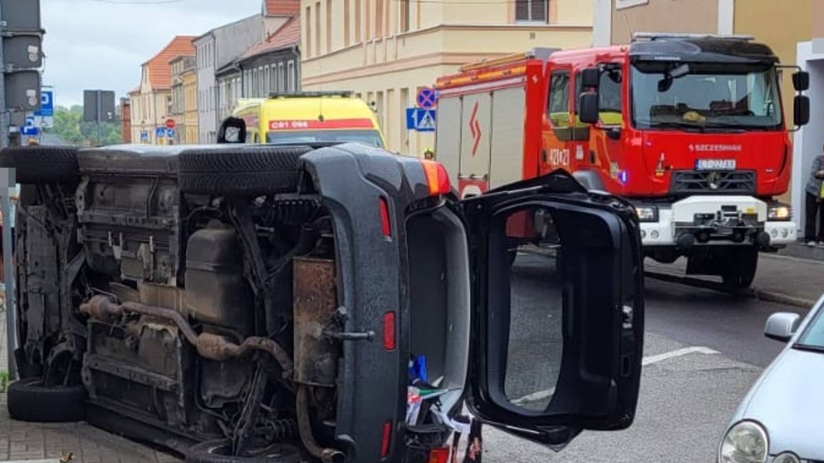 Auto wjechało w ludzi na rynku w Chełmnie. Sześć osób poszkodowanych