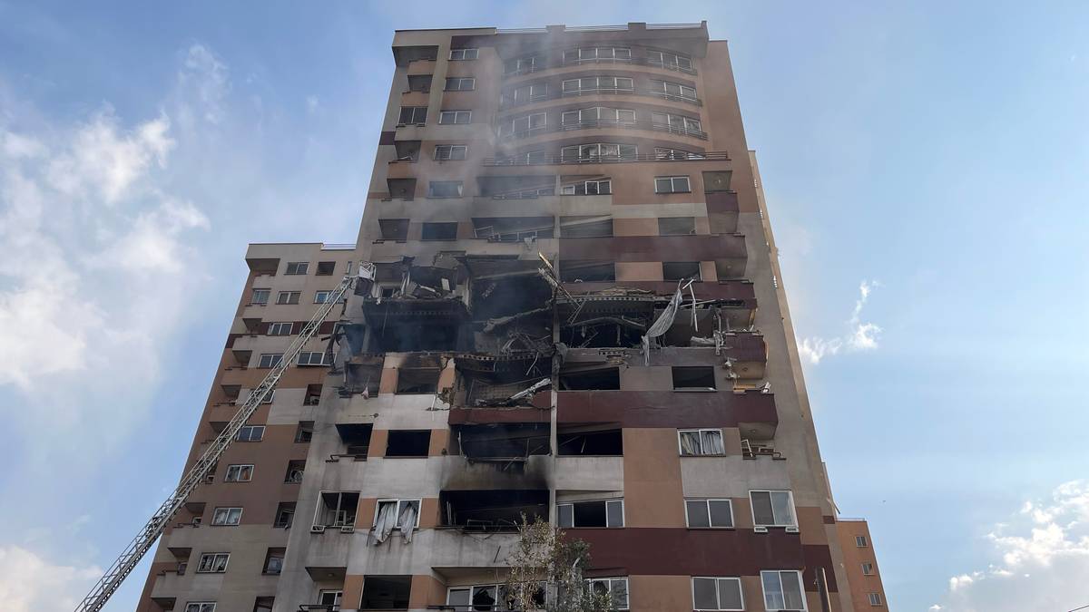 Izrael uderzył w Iran. "Odpowiedź Teheranu będzie surowa i zdecydowana"