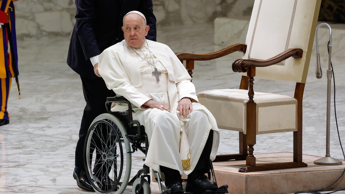 Papież: "Nie czuję się dobrze". Jest nowy komunikat Watykanu