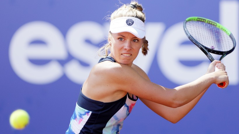 WTA w Granby: Wygrana Magdaleny Fręch w singlu, porażka Alicji Rosolskiej w deblu