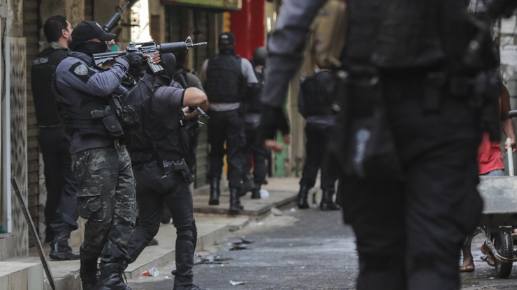 Brazylia. Starcie policji z gangiem narkotykowym. Nie żyje 28 osób