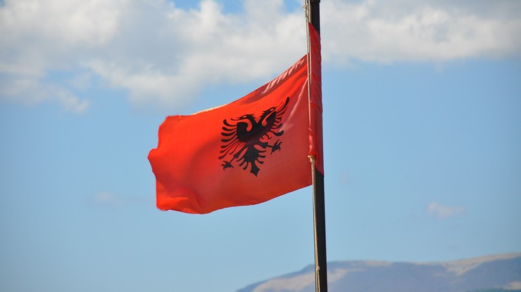 Tajemnicze zatrucie kilkunastu działaczy opozycji w Albanii