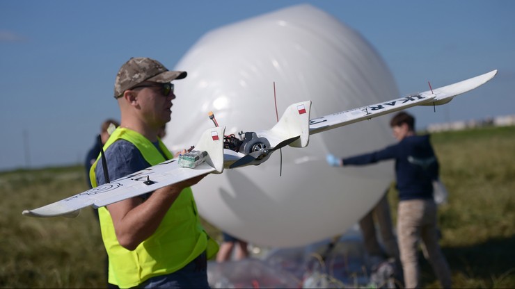 Pierwszy w Polsce dronowy pomiar biologiczny na wysokości ponad 20 kilometrów