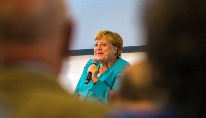 Merkel broni polityki migracyjnej i chce certyfikatów emisji CO2