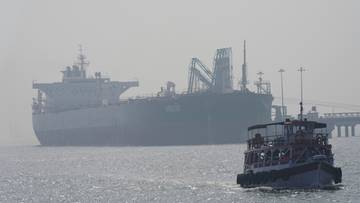 Chiński tankowiec przepłynął przez Ormuz. Pierwszy taki przypadek