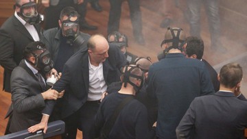 Kosowo: gaz łzawiący w parlamencie uniemożliwił wybór prezydenta