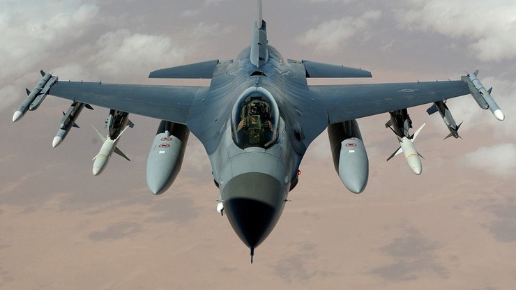 Holenderskie F-16 po raz pierwszy bombardują cele IS w Syrii