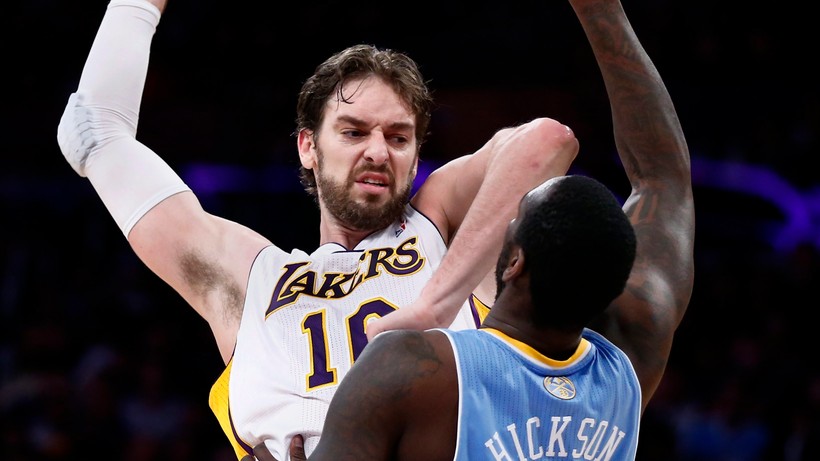 NBA: Lakers zastrzegą koszulkę Pau Gasola z numerem 16