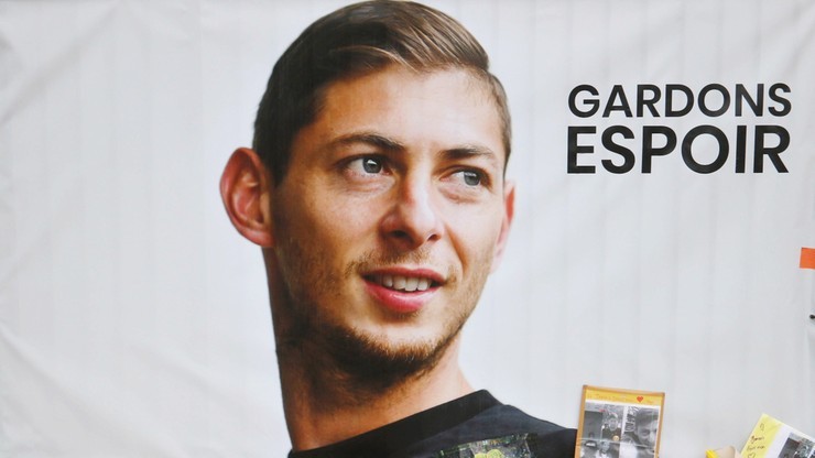 Wzruszające zdjęcie siostry Sali. "Wierny pies wciąż czeka" (ZDJĘCIE)