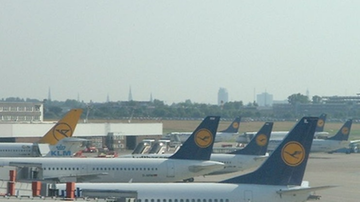 "Kamień milowy". Prezes Lufthansy o przejęciu znacznej części upadłej Air Berlin