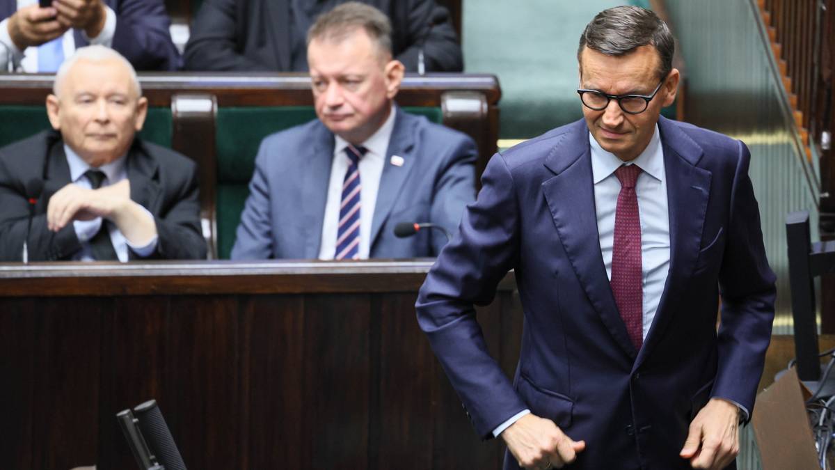 Wojna na prawicy. Kaczyński oskarża Morawieckiego. "Długo się zastanawiałem"
