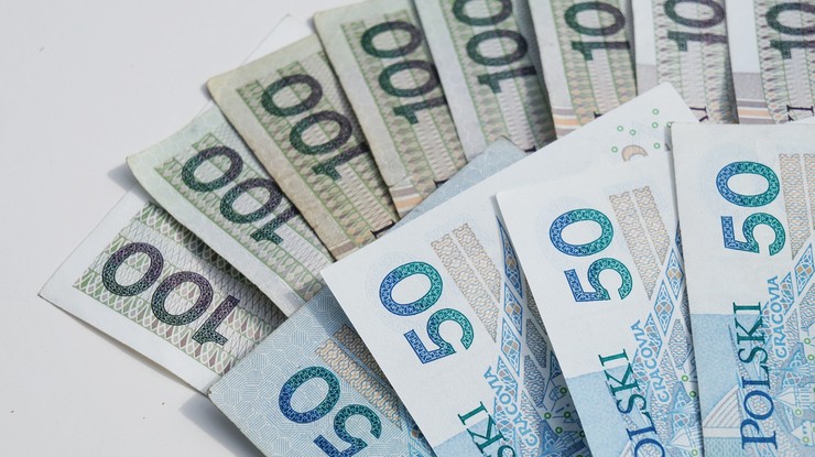 Kary więzienia za oszustwa na rynku walutowym Forex. Dwaj mężczyźni wyłudzili ponad 2,5 mln zł