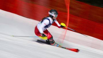 Polka nie ukończyła drugiego przejazdu. Złoty medal Shiffrin
