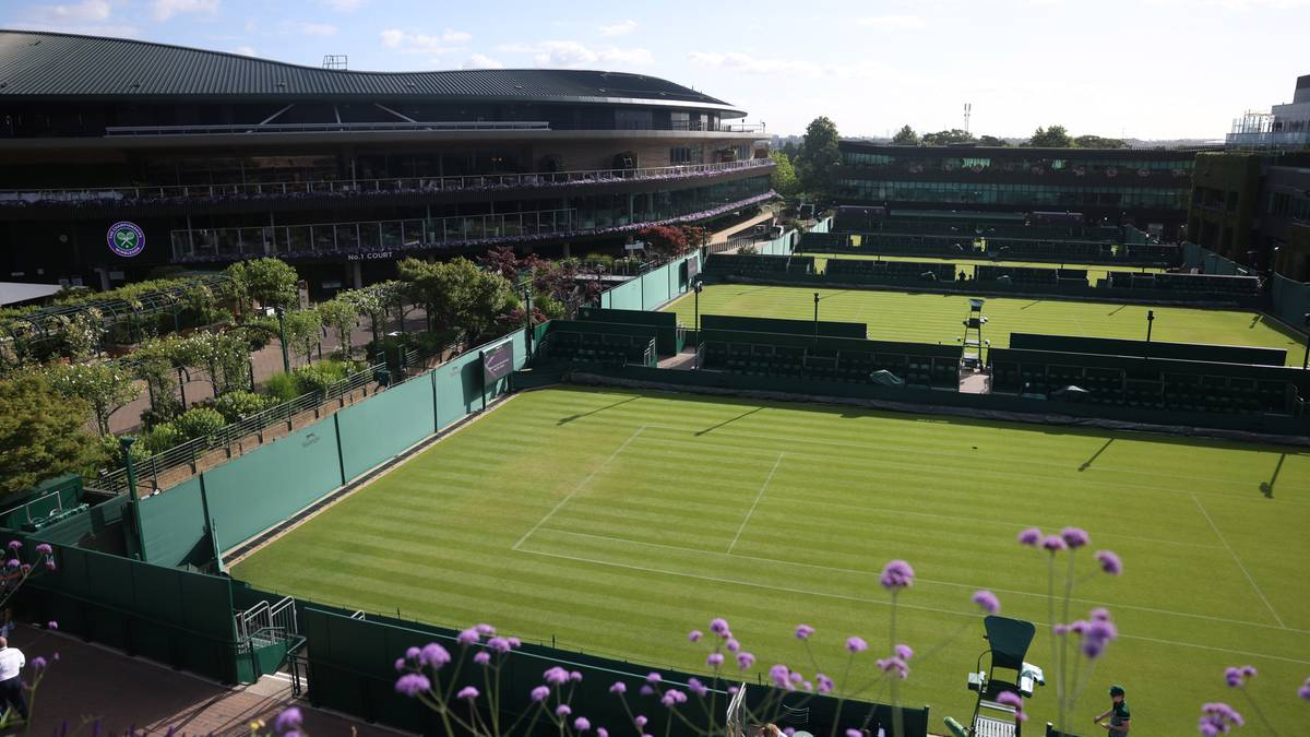 Wimbledon 30 czerwca: Świątek i Majchrzak grają — mecze za darmo na Polsatsport.pl