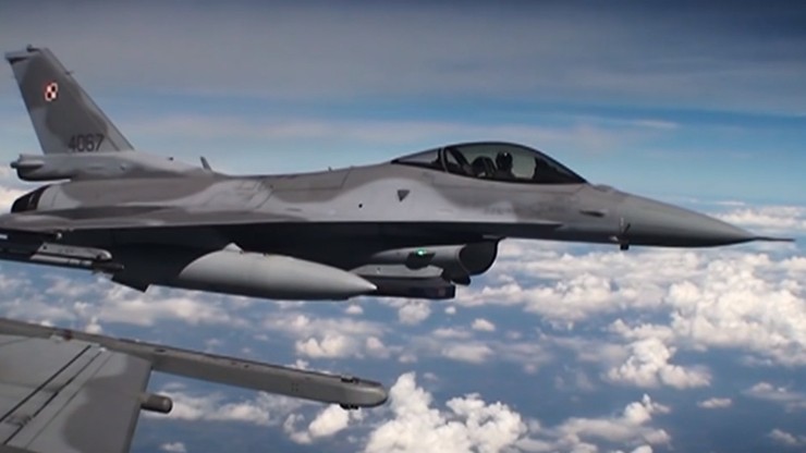 Rosjanie krytykują kontrakt na rakiety dla polskich F-16