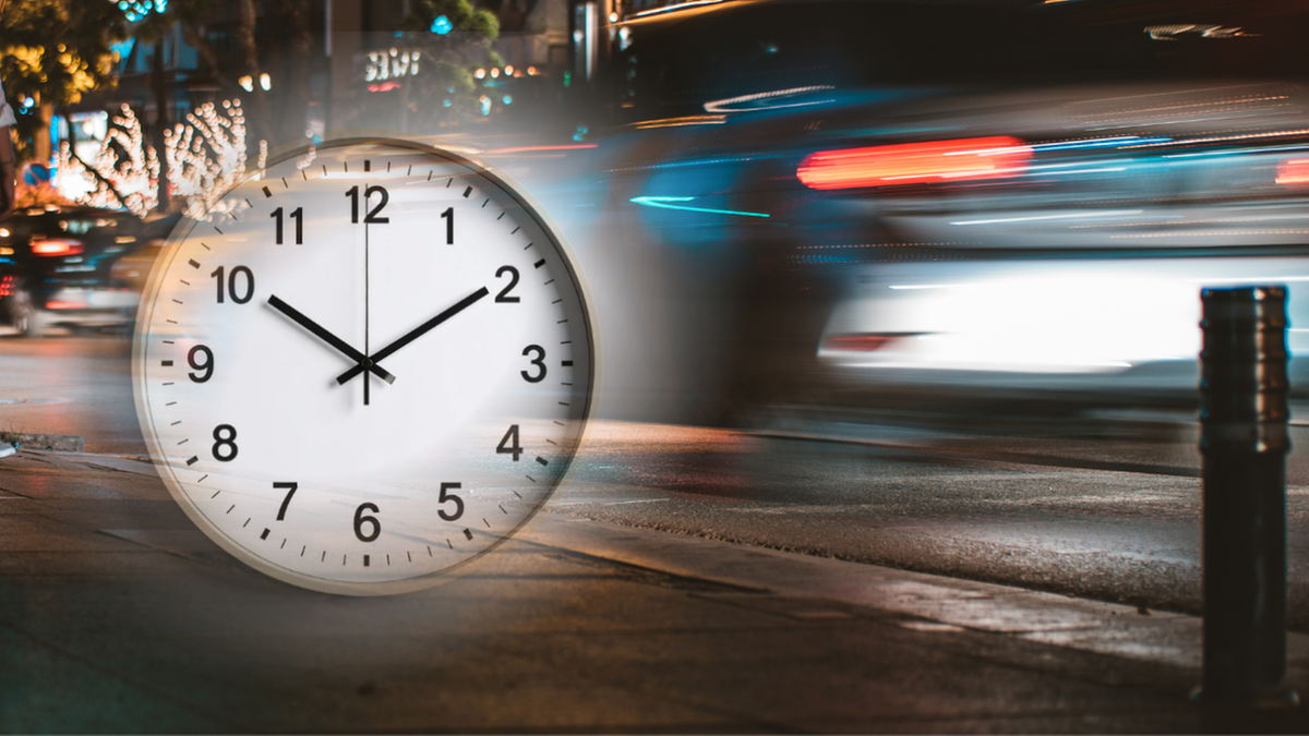 Poczucie uciekającego czasu to efekt psychologicznych mechanizmów, a nie przyspieszenia czasu