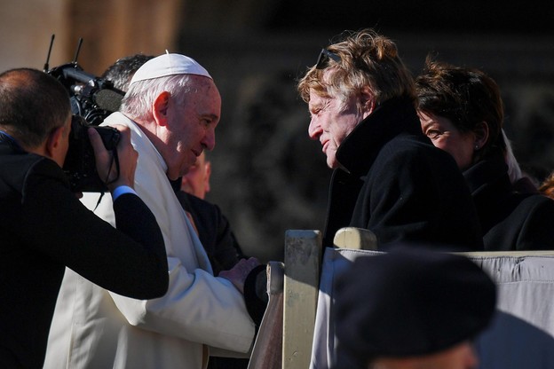 Robert Redford rozmawiał z papieżem Franciszkiem na Placu św. Piotra