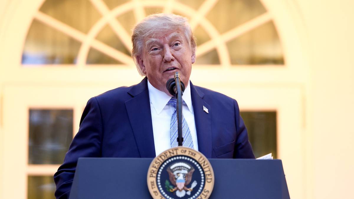 "Rozwalić cały kraj". Trump o trzech scenariuszach ws. Iranu