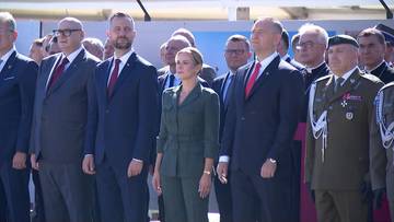 Uroczysta odprawa wart przed Grobem Nieznanego Żołnierza