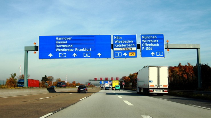 Niemcy: za 2 lata myto dla ciężarówek na wszystkich drogach krajowych