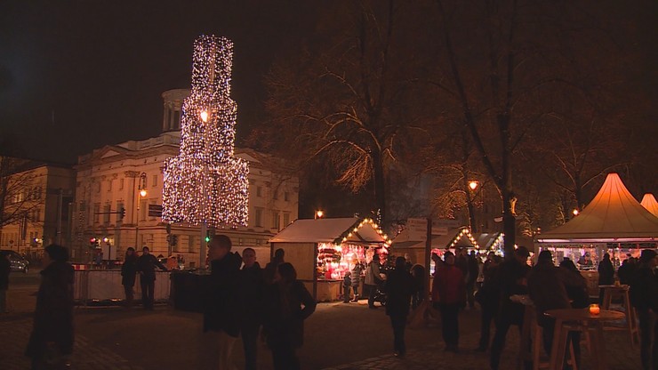 Ewakuowano jarmark bożonarodzeniowy w Berlinie. Policja szukała "podejrzanego obiektu"