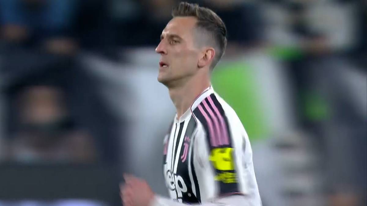 Piłkarz Juventus w akcji podczas meczu