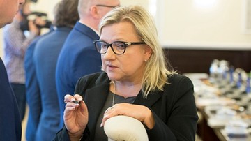 "Uroczyście oddaliśmy suwerenność". Kempa o unijnym porozumieniu