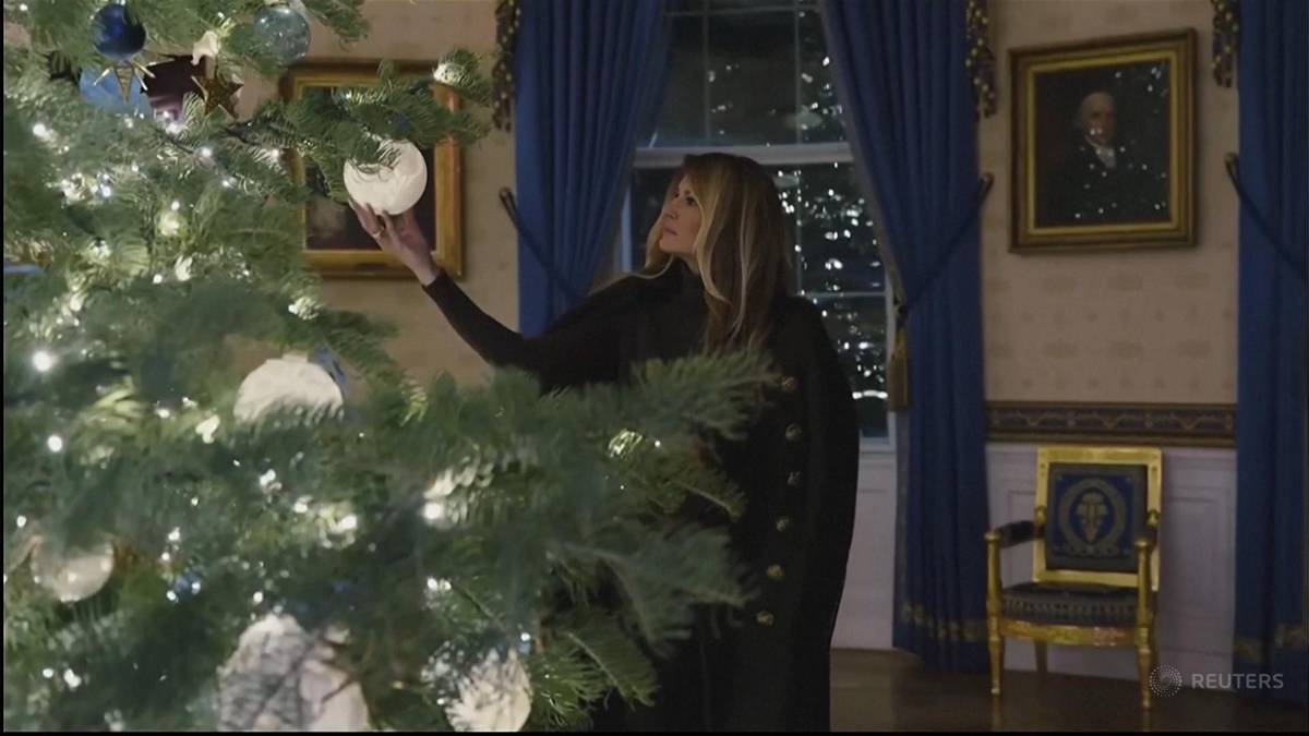 Biały Dom przeszedł metamorfozę. Zobacz dekoracje świąteczne Melanii Trump