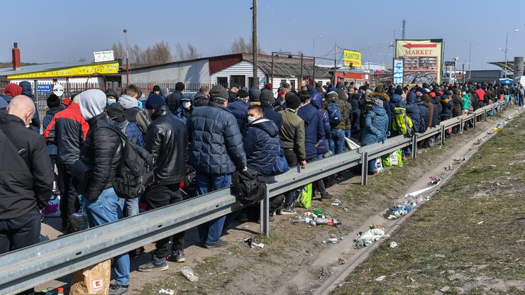 Dramat na granicy. Tysiące Ukraińców próbują wrócić do swojego kraju