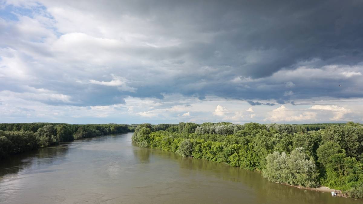 Tragiczna śmierć turystów. Przeładowana łódź wywróciła się na Dunaju