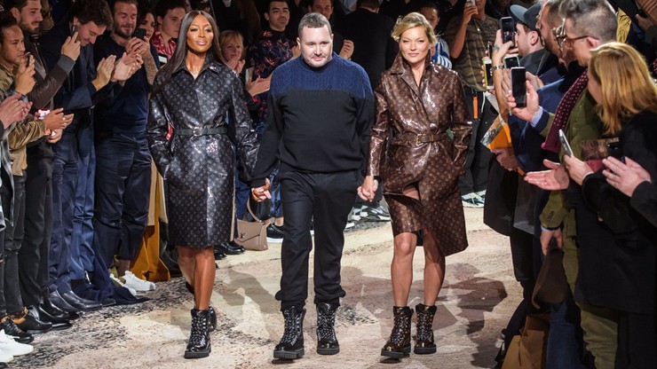 Kate Moss i Naomi Campbell na wybiegu u Louis Vuitton