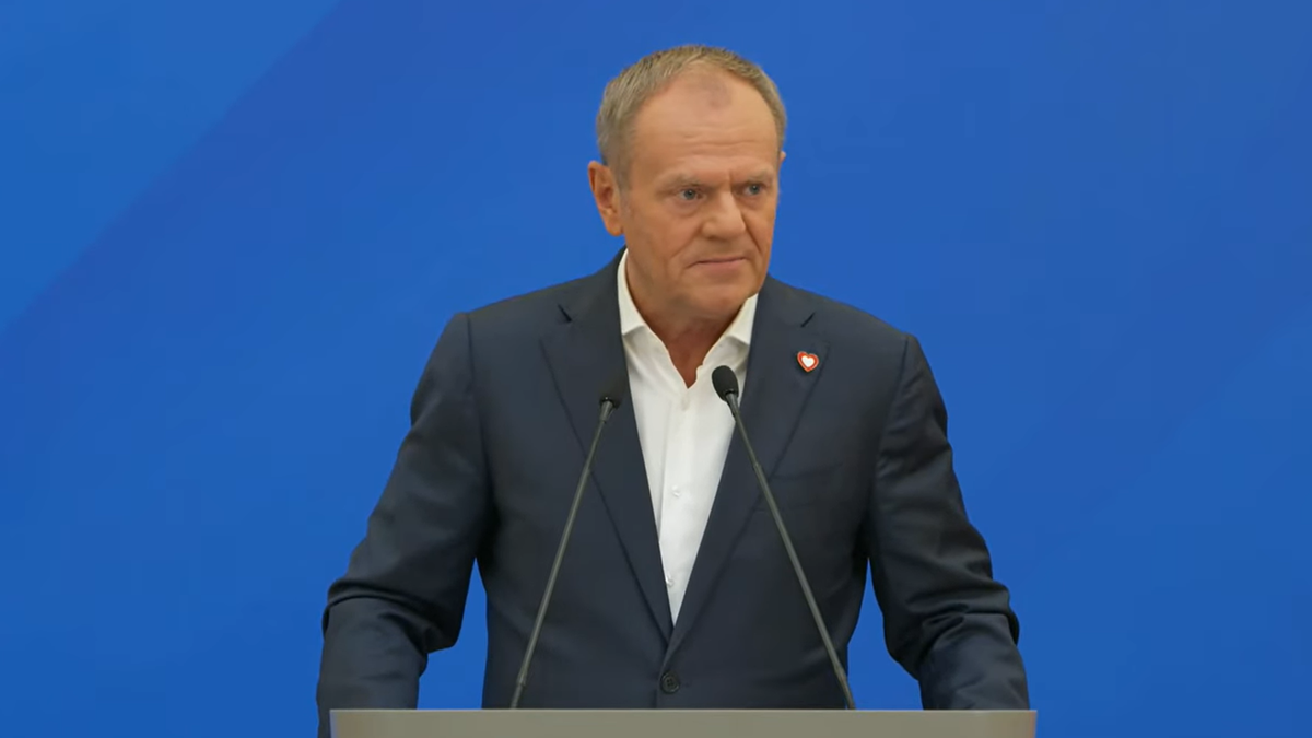 Donald Tusk informuje o "układzie zamkniętym". Ogłasza nową współpracę służb