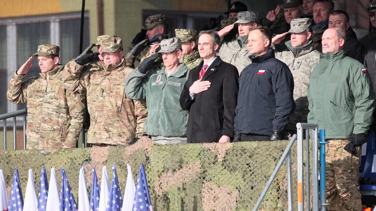 "God bless Poland, God bless America, God bless American soldiers". Prezydent Andrzej Duda w Żaganiu