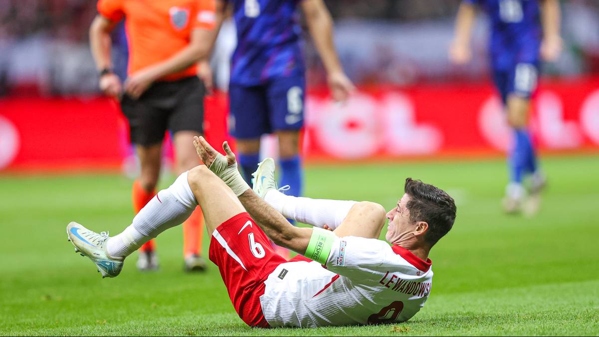 Brutalny faul na Robercie Lewandowskim. Są nowe wieści ws. stanu zdrowia napastnika