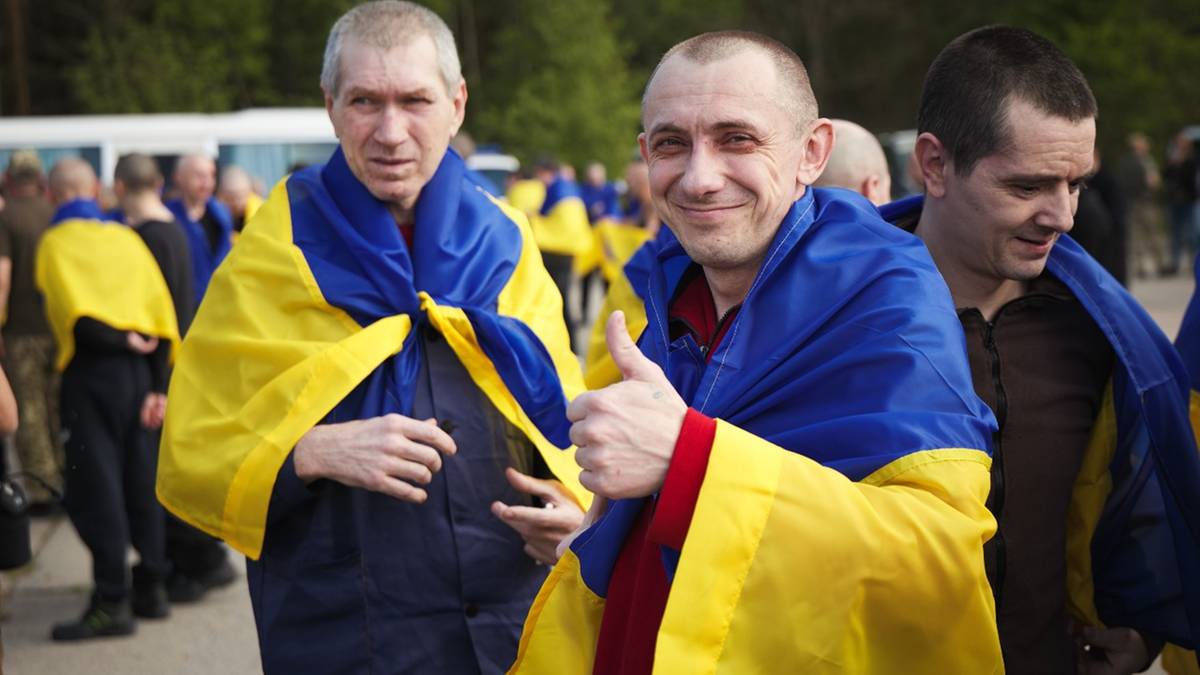 Ukraińscy jeńcy wrócili z rosyjskiej niewoli. Następne wymiany w weekend