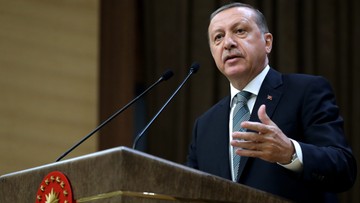 "Czarna komedia". Turecki prezydent ostro o UE