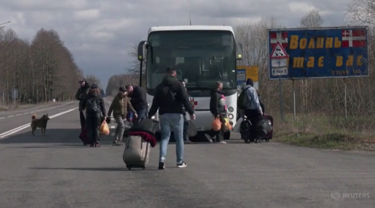 Ukraina: Wywiezione przez Rosjan dzieci wróciły do domów. To kolejna taka grupa