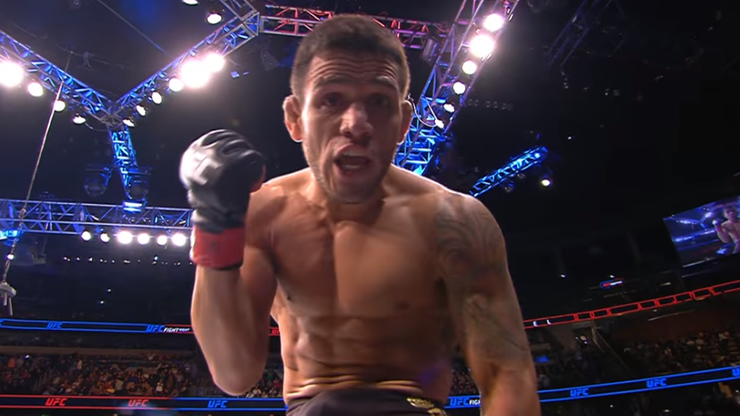 UFC: Pierwsza obrona dos Anjosa, czyli jak Brazylijczyk rozbił Cerrone (WIDEO)