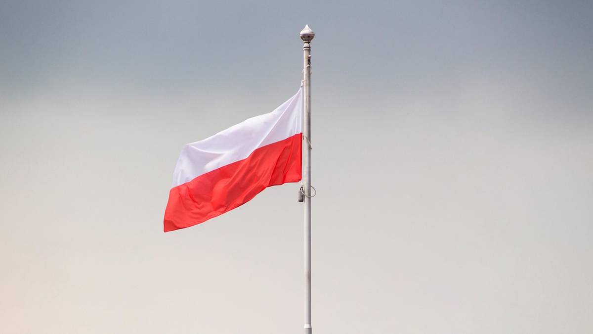 Niemiec znieważył flagi Polski. Jest ruch prokuratury
