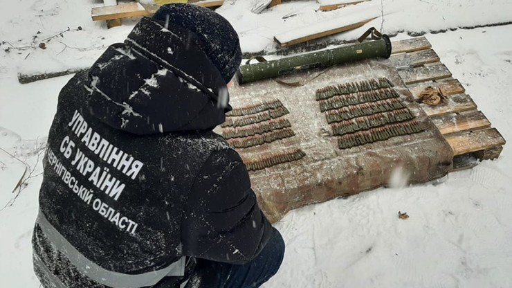 Wojna w Ukrainie. Porzucony rosyjski arsenał. Broń i amunicję przejęła ukraińska armia